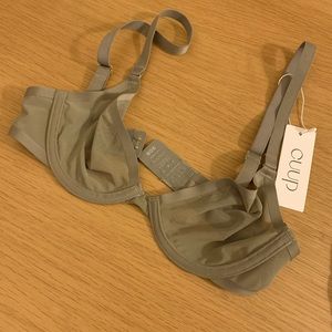 NWT Cuup Plunge mesh bra 30B, Pyrite